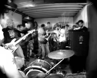 UnitBreed7thSt06052004-3.jpg
