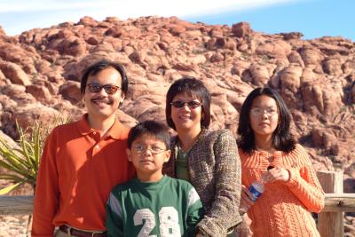 Tallo Family-Tim,Daisy and Christine
