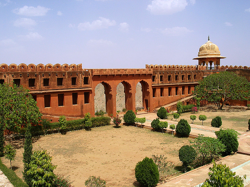 Palace Courtyard II