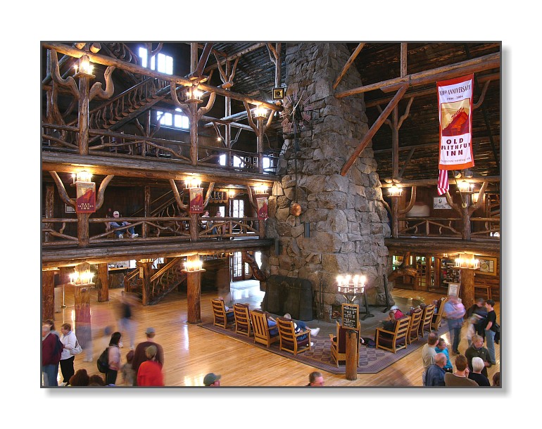 <b>Lobby, Old Faithful Inn</b><br><font size=2>Yellowstone Natl Park, WY
