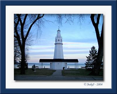 u48/shebalee928/medium/37086633.KimberlyPointLighhouse.jpg