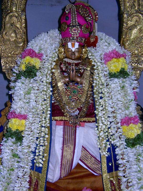 Peyazhwar-thiruvallikeni