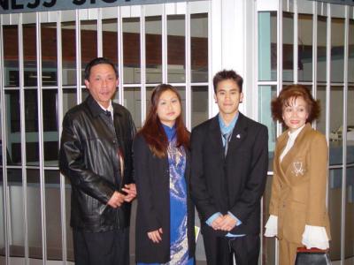 2003 Award Winners Julie Tran and David Nguyen 2