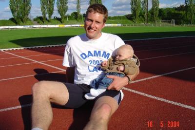 u48/tanuschka/medium/37231815.BeiPapaimStadion.jpg