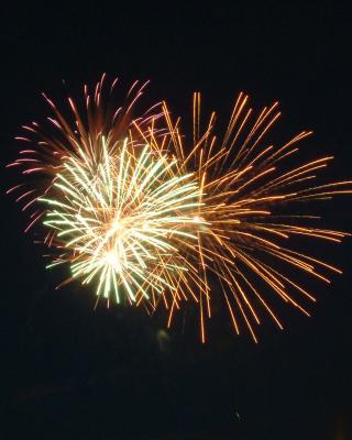 2004_0701_Fireworks3