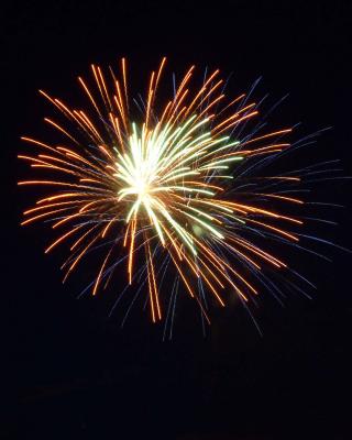 2004_0701_Fireworks5