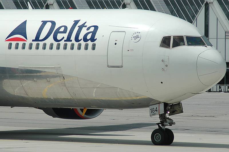 Delta Air Lines Boeing 767-332/ER