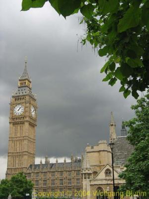 UK 2004