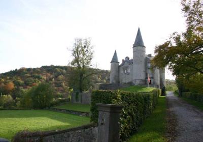 Vves Castle