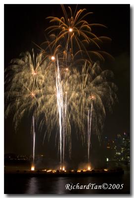 cny_fireworks_2005