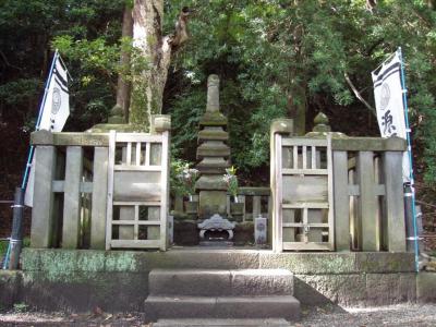 The grave of Minamoto Yoritomo, Japan's first shogun