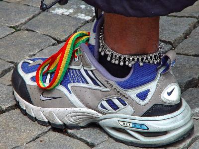 rainbow shoelace