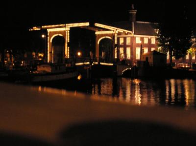 The Skinny Bridge at night