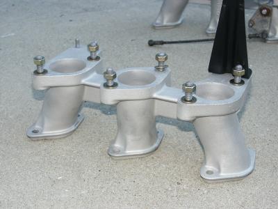 906 Magnesium Intake Manifolds - Jim Logan Oct2004 - Photo 23.JPG