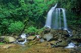 Abraando a cachoeira dos sete reis, Iporanga-SP