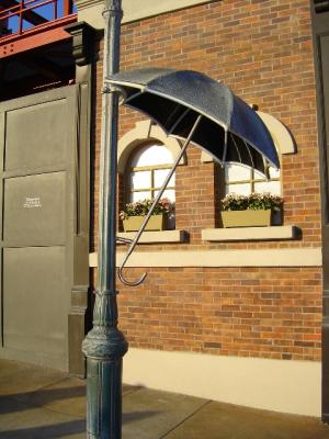 MGMSinginInTheRainUmbrella.jpg