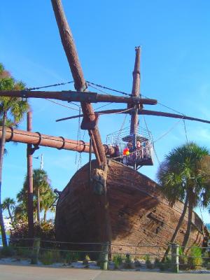 YachtPirateBoat.jpg