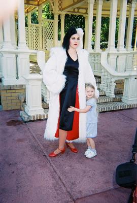 MKCruellaPhotoOp.jpg