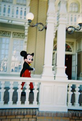 MKMickeyBreakTime.jpg