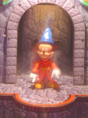 DisneyQuestSorcerorMickeyArcadeGame.jpg