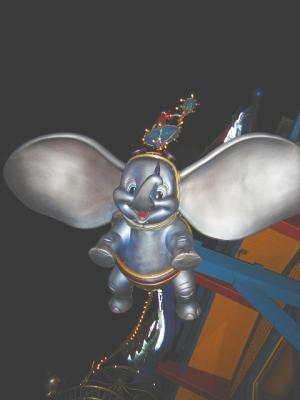 DowntownDumboStatue.jpg