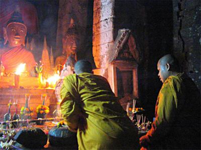 Monks Wat Phu fest.
