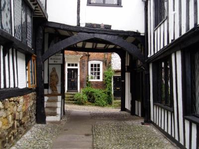 u49/ayobami/medium/36847277.Archway.jpg