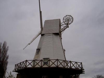 u49/ayobami/medium/36847307.Windmill.jpg