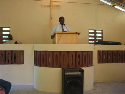 u49/beulahchapel/medium/36320816.2004NovHaitinetHaiti391.jpg