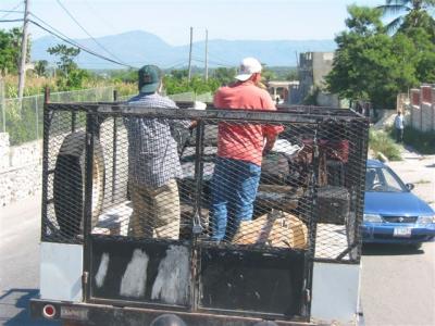 truck in front with the luggage