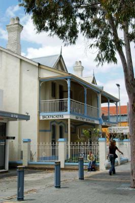 u49/bmcmorrow/medium/35796715.perth076.jpg
