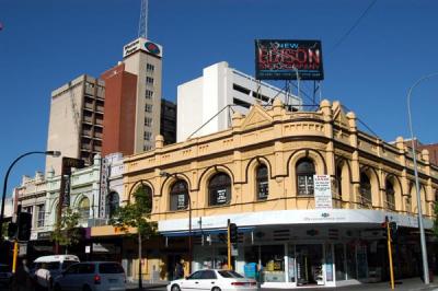 u49/bmcmorrow/medium/35796763.perth357.jpg