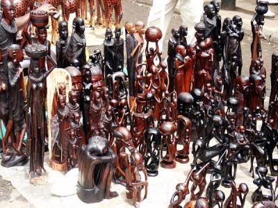 African woodcarving, Saturday market