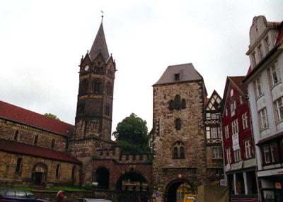 u49/bmcmorrow/medium/36532572.frankfurt0018.jpg