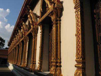 OLD - 9 temples in a day. An adventure in Bangkok