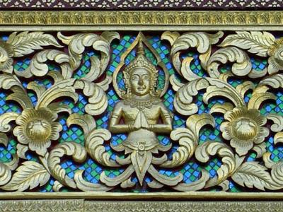 Gilded pediment of wihan at Wat Chiang Man