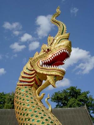 Snake-like creature column at Wat Doi Ngam Meung