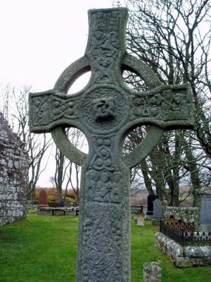 Islay - kildalton chapel celtic cross