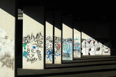 Enfilading Grafitti #2