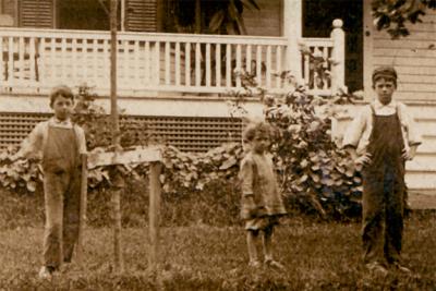 In 1909, Detail, Ambrose, Frank, and Bart Malloy