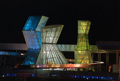 u49/christianloup/medium/34872413.02_29_05a.jpg