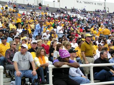 USM fans