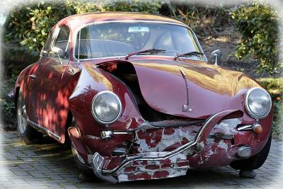 u49/cslr_challenge/medium/35605217.Crashcopy.jpg