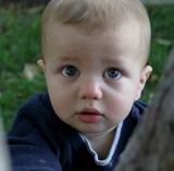 Evan (*)