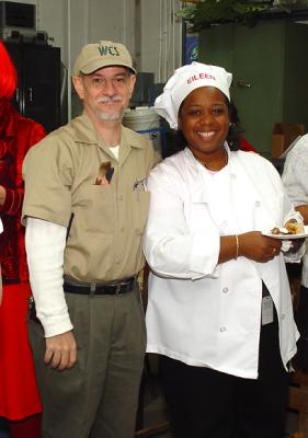 u49/dremeaux/medium/35916848.EGADHalloweenBBQ200413.jpg