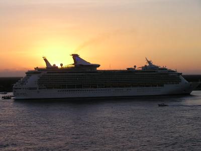 Cruise ship in morning at Cozumel.JPG