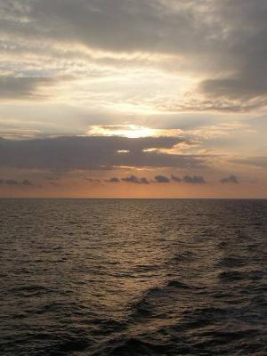 Sunset at sea pic 5.JPG