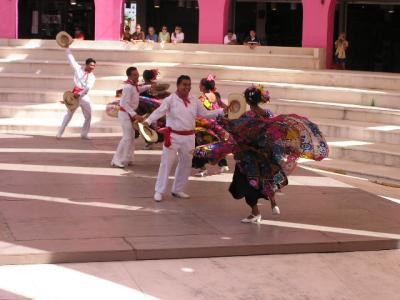 Costa Maya dancers.JPG