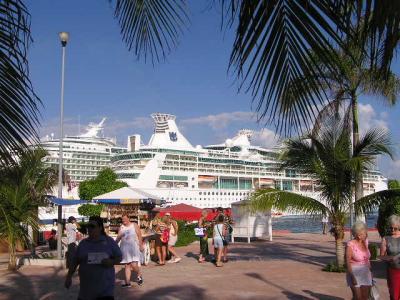 Port in Cozumel pic 2.JPG