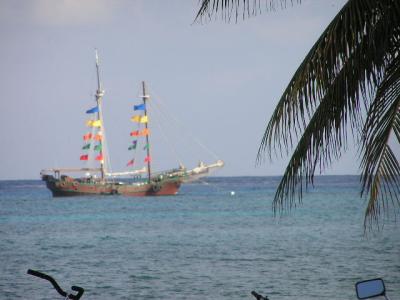 Ship and colored flags in Cozumel.JPG